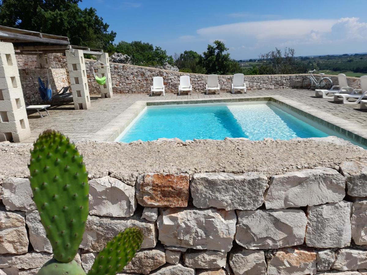 Dimora Verde B Con Trullo Masseria Poesia Cisternino Bagian luar foto